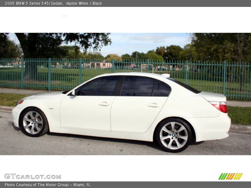 Alpine White / Black 2005 BMW 5 Series 545i Sedan