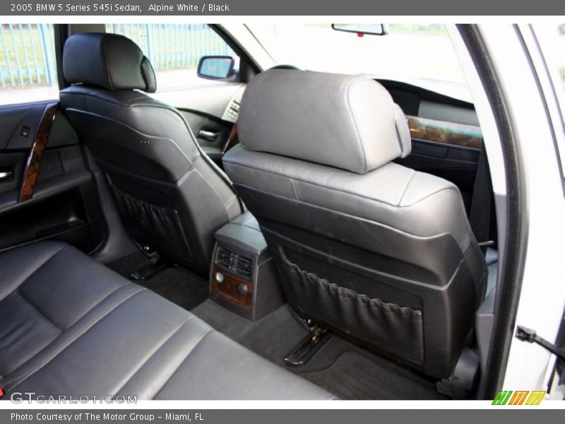 Alpine White / Black 2005 BMW 5 Series 545i Sedan