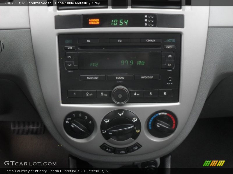 Cobalt Blue Metallic / Grey 2007 Suzuki Forenza Sedan