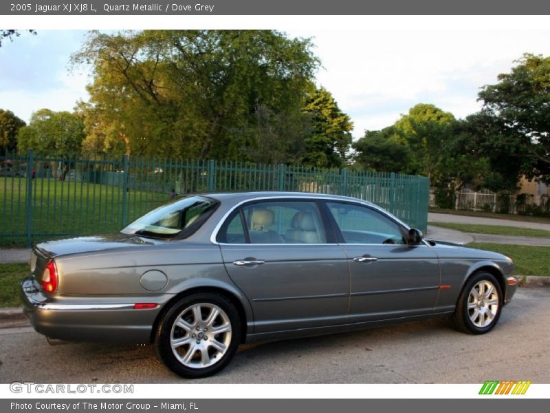 Quartz Metallic / Dove Grey 2005 Jaguar XJ XJ8 L