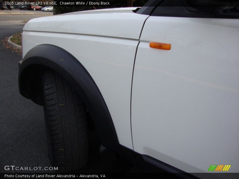 Chawton White / Ebony Black 2005 Land Rover LR3 V8 HSE