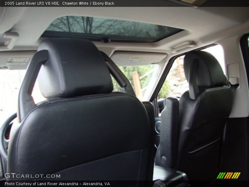 Chawton White / Ebony Black 2005 Land Rover LR3 V8 HSE
