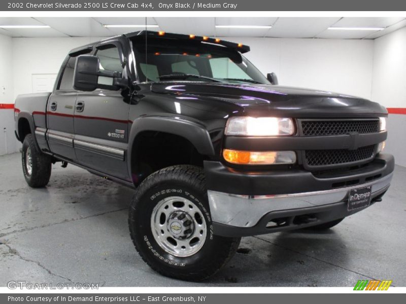 Onyx Black / Medium Gray 2002 Chevrolet Silverado 2500 LS Crew Cab 4x4
