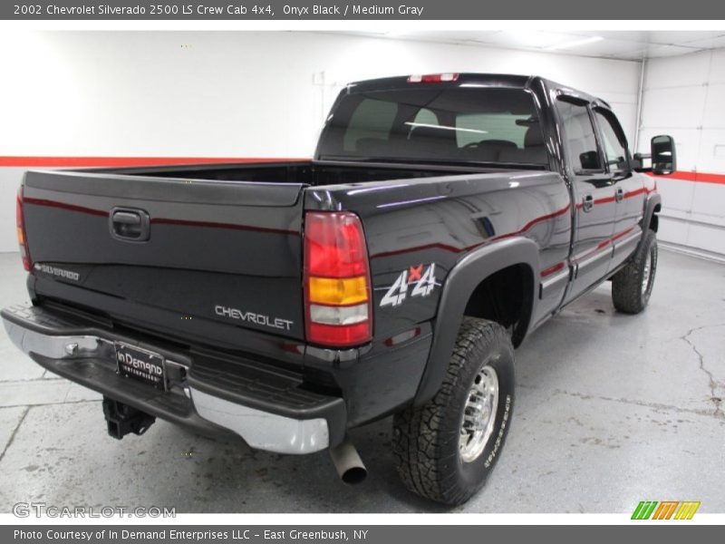 Onyx Black / Medium Gray 2002 Chevrolet Silverado 2500 LS Crew Cab 4x4