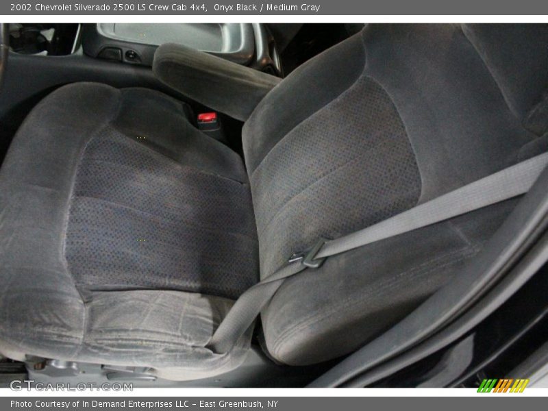 Onyx Black / Medium Gray 2002 Chevrolet Silverado 2500 LS Crew Cab 4x4