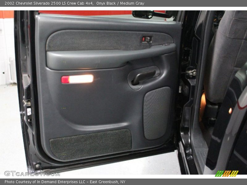 Onyx Black / Medium Gray 2002 Chevrolet Silverado 2500 LS Crew Cab 4x4