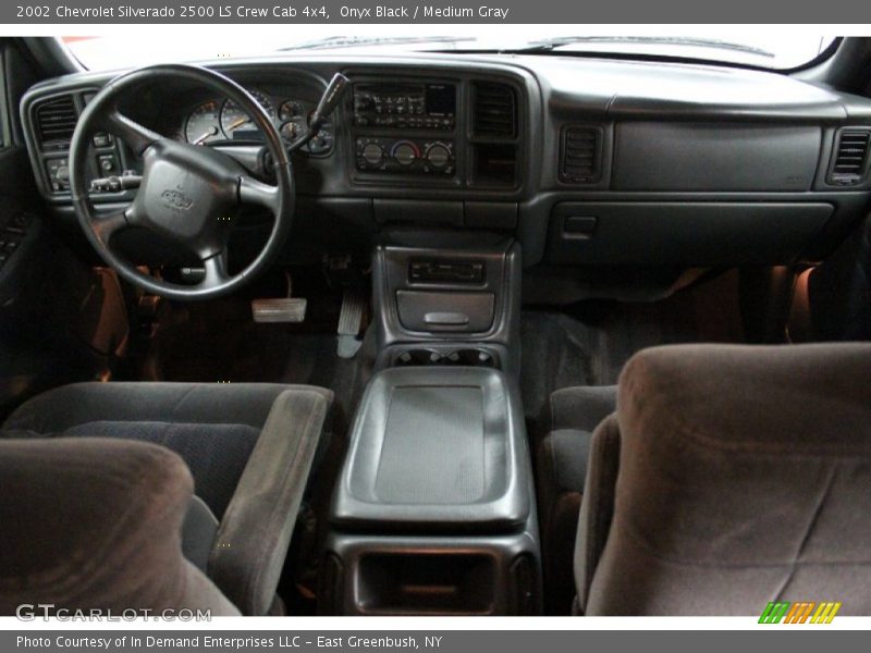 Onyx Black / Medium Gray 2002 Chevrolet Silverado 2500 LS Crew Cab 4x4