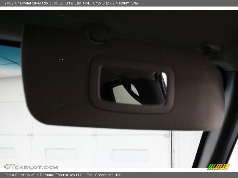 Onyx Black / Medium Gray 2002 Chevrolet Silverado 2500 LS Crew Cab 4x4