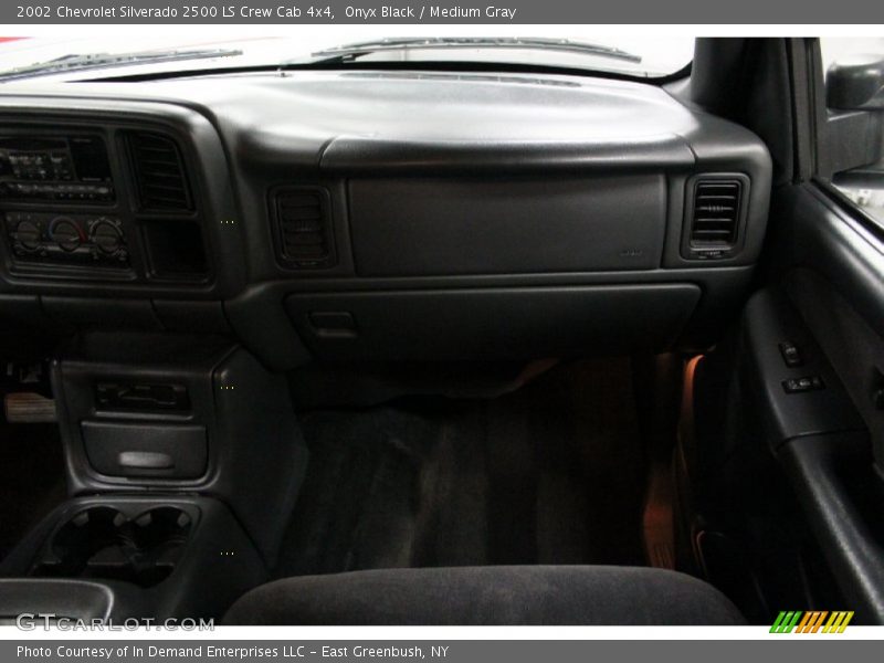 Onyx Black / Medium Gray 2002 Chevrolet Silverado 2500 LS Crew Cab 4x4