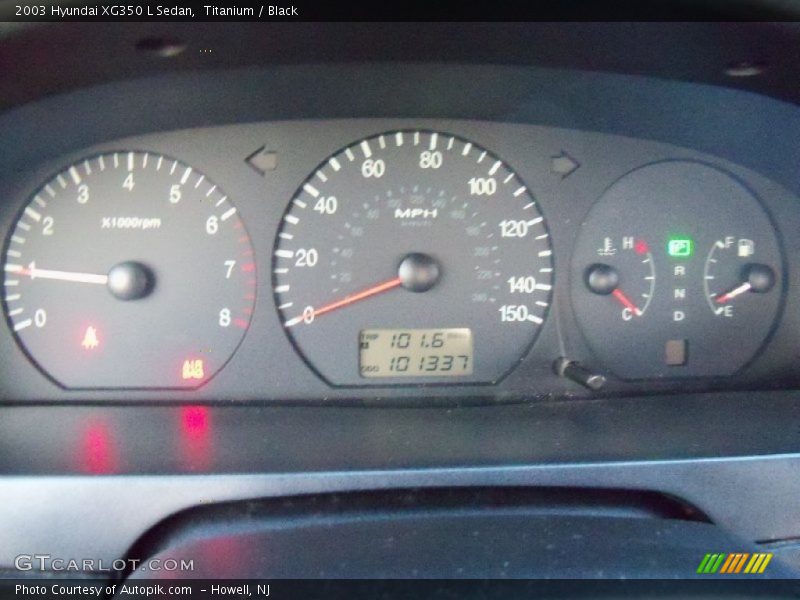 Titanium / Black 2003 Hyundai XG350 L Sedan