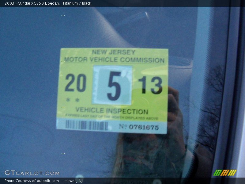 Titanium / Black 2003 Hyundai XG350 L Sedan