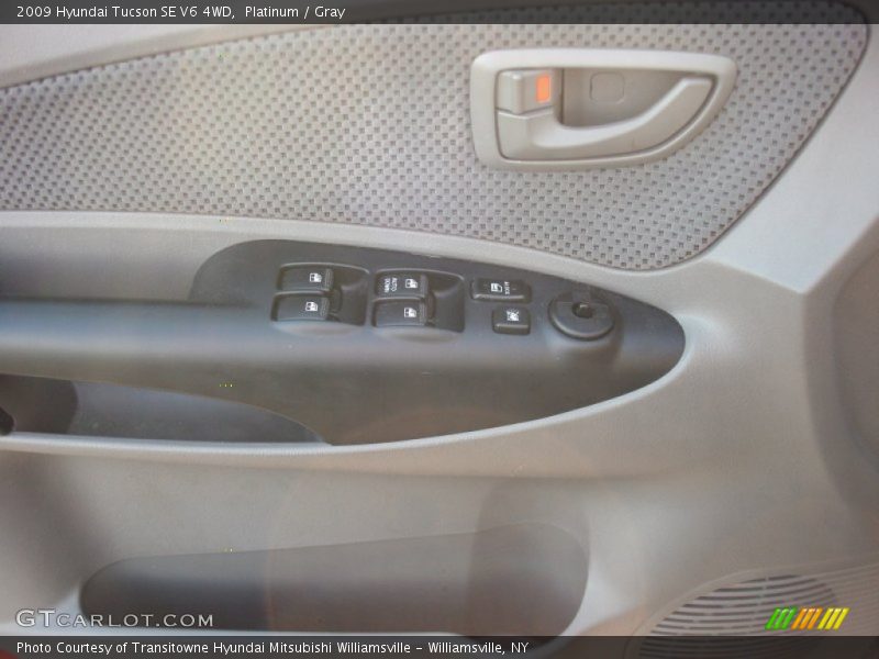 Platinum / Gray 2009 Hyundai Tucson SE V6 4WD