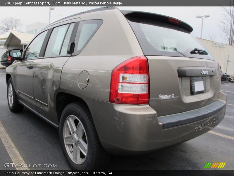 Light Khaki Metallic / Pastel Pebble Beige 2008 Jeep Compass Sport