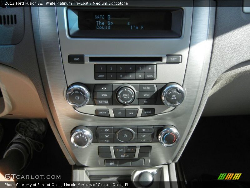 White Platinum Tri-Coat / Medium Light Stone 2012 Ford Fusion SE
