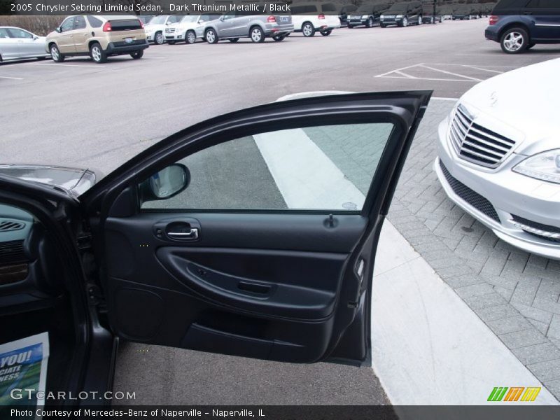 Dark Titanium Metallic / Black 2005 Chrysler Sebring Limited Sedan