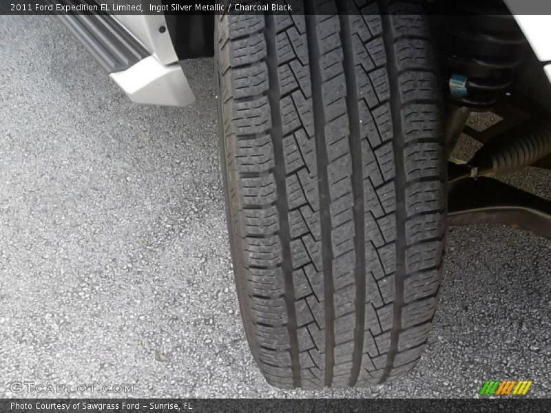Ingot Silver Metallic / Charcoal Black 2011 Ford Expedition EL Limited