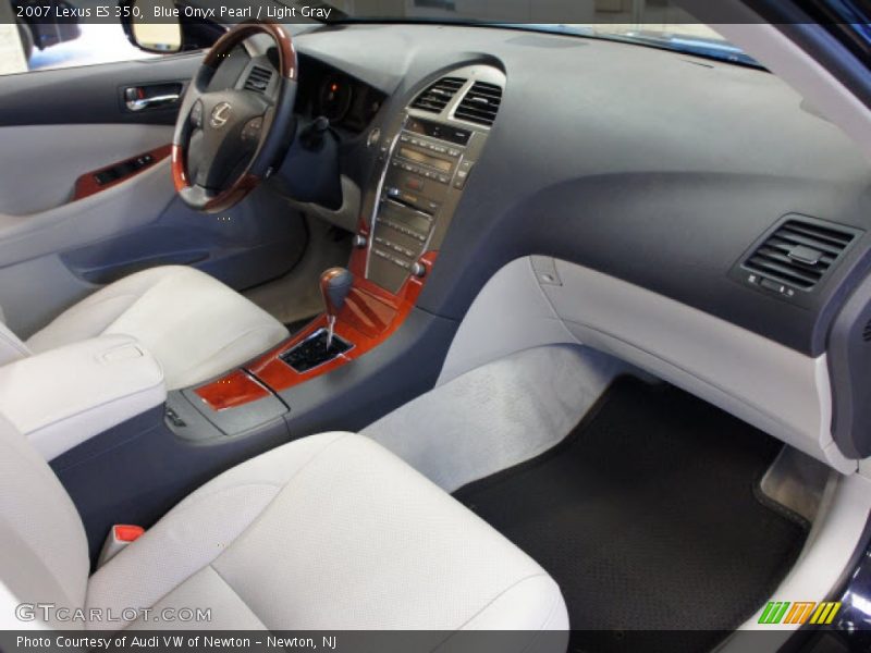Dashboard of 2007 ES 350