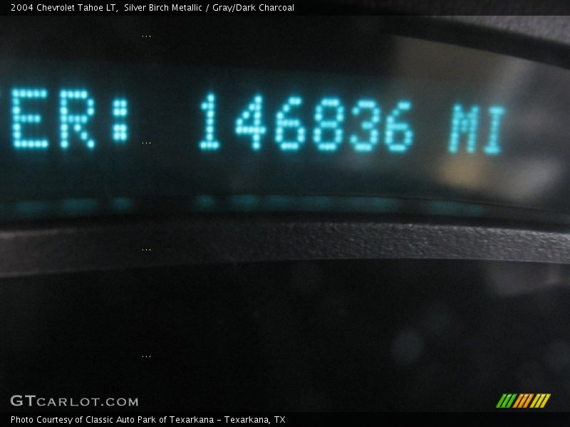 Silver Birch Metallic / Gray/Dark Charcoal 2004 Chevrolet Tahoe LT