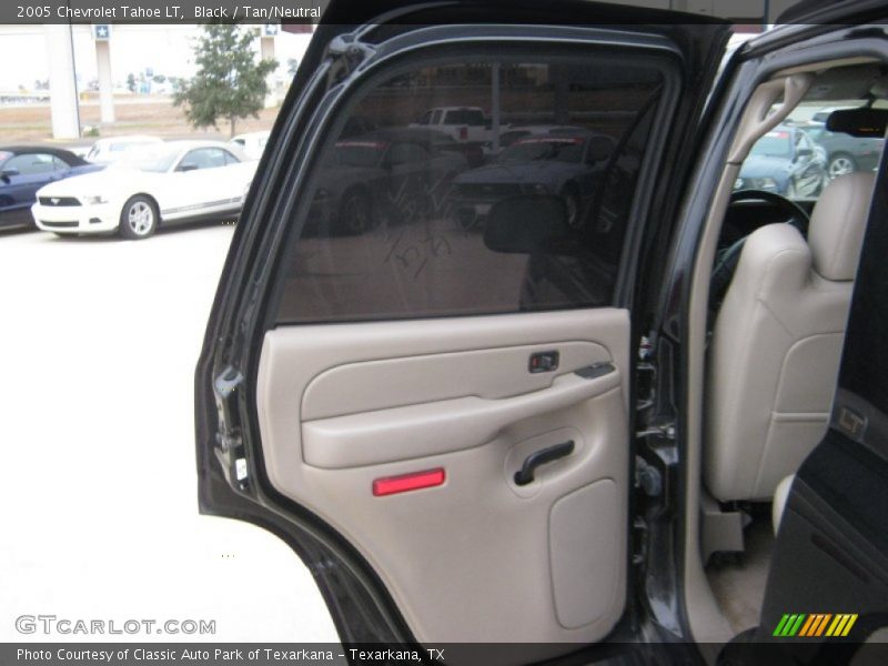 Black / Tan/Neutral 2005 Chevrolet Tahoe LT