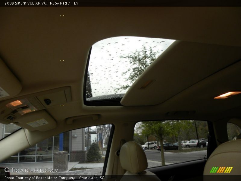 Ruby Red / Tan 2009 Saturn VUE XR V6
