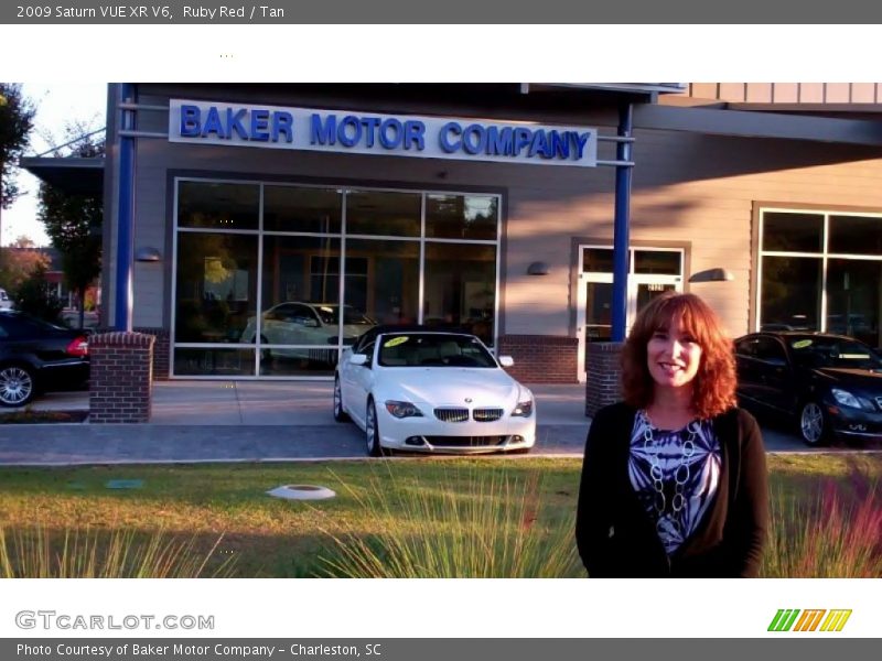 Ruby Red / Tan 2009 Saturn VUE XR V6