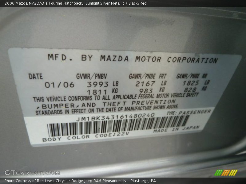 Sunlight Silver Metallic / Black/Red 2006 Mazda MAZDA3 s Touring Hatchback