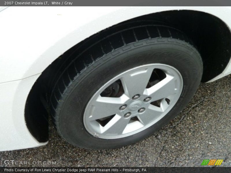 White / Gray 2007 Chevrolet Impala LT