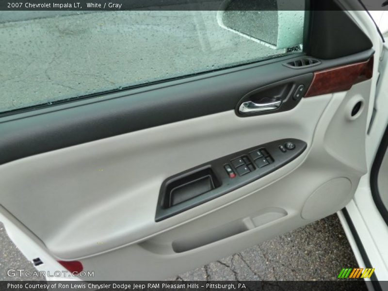 White / Gray 2007 Chevrolet Impala LT
