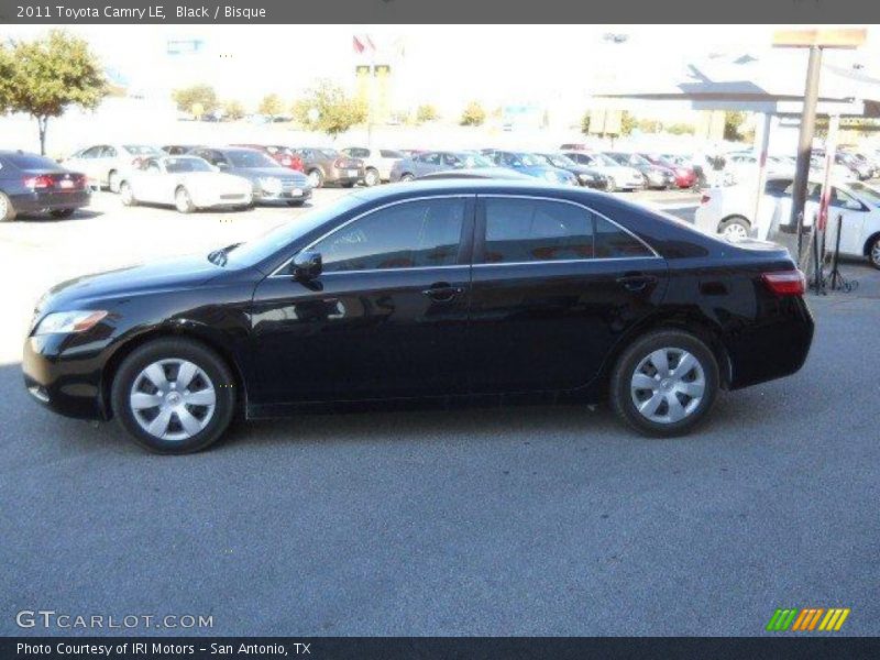 Black / Bisque 2011 Toyota Camry LE
