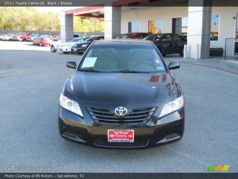 Black / Bisque 2011 Toyota Camry LE