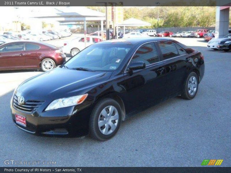 Black / Bisque 2011 Toyota Camry LE