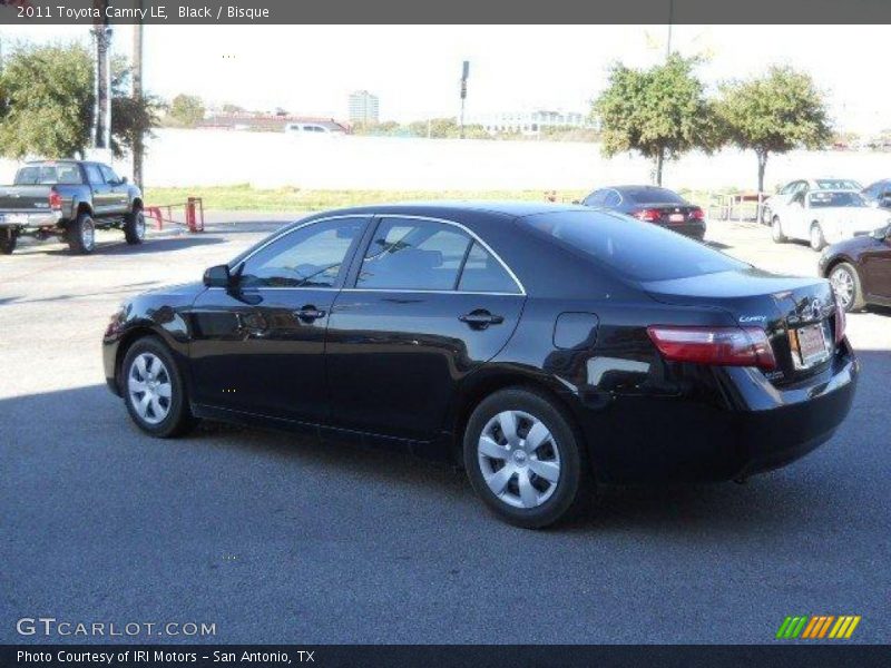 Black / Bisque 2011 Toyota Camry LE