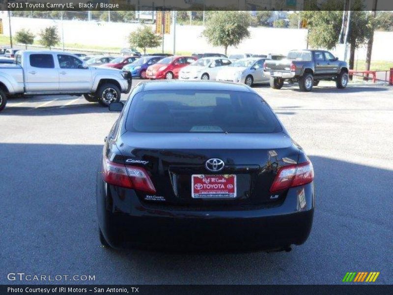 Black / Bisque 2011 Toyota Camry LE