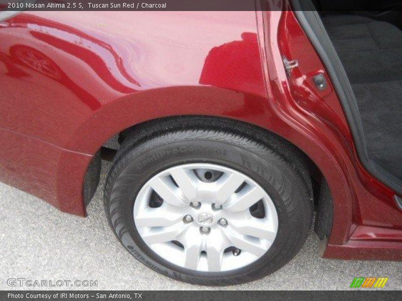 Tuscan Sun Red / Charcoal 2010 Nissan Altima 2.5 S