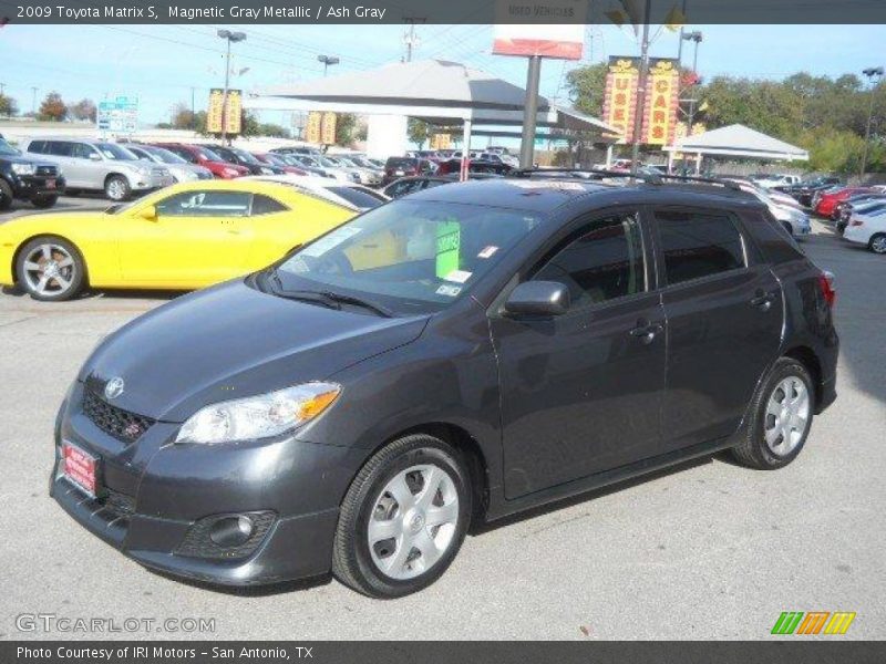 Magnetic Gray Metallic / Ash Gray 2009 Toyota Matrix S