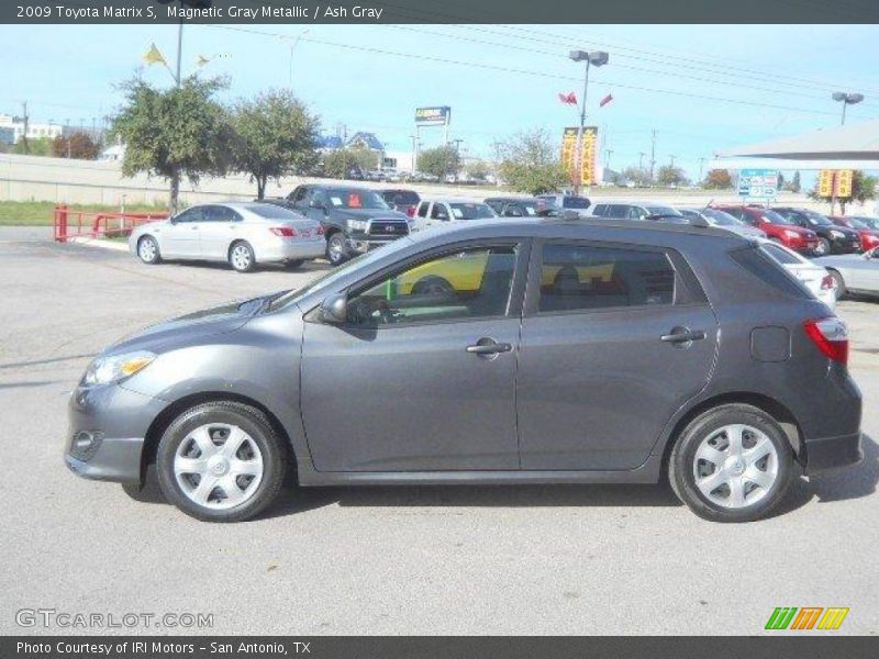 Magnetic Gray Metallic / Ash Gray 2009 Toyota Matrix S