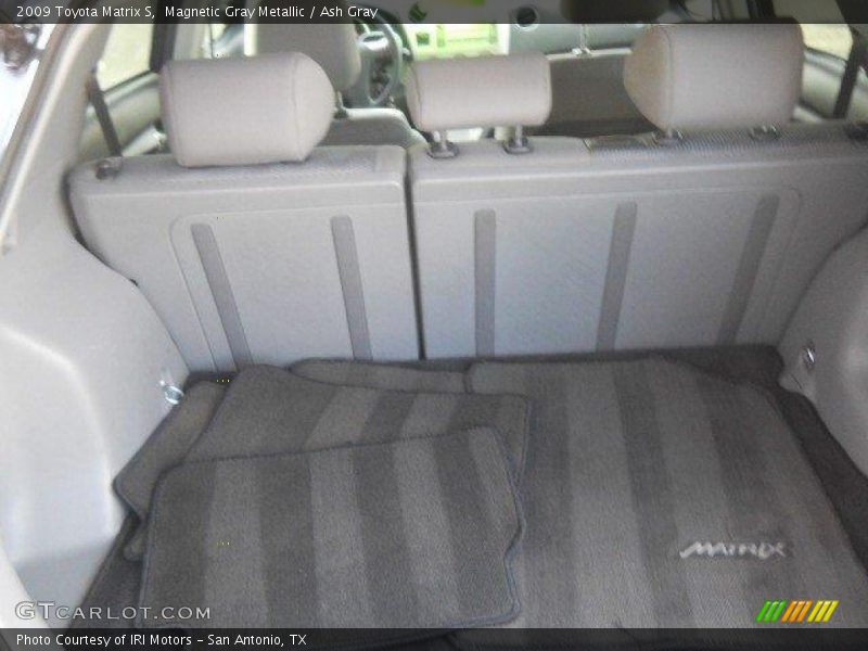 Magnetic Gray Metallic / Ash Gray 2009 Toyota Matrix S