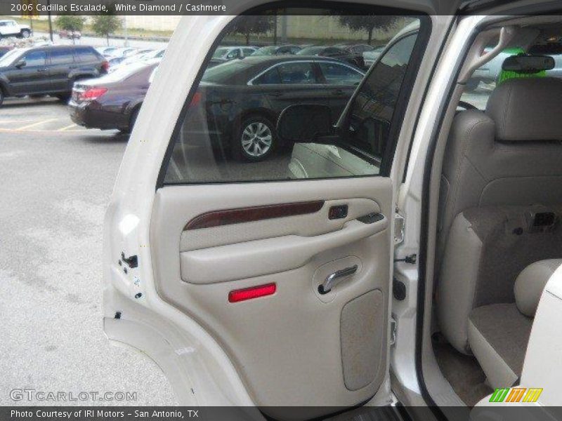White Diamond / Cashmere 2006 Cadillac Escalade