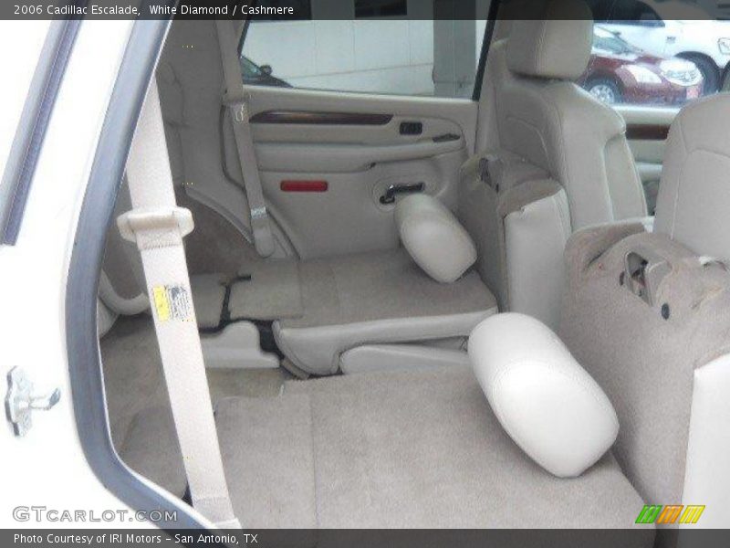 White Diamond / Cashmere 2006 Cadillac Escalade