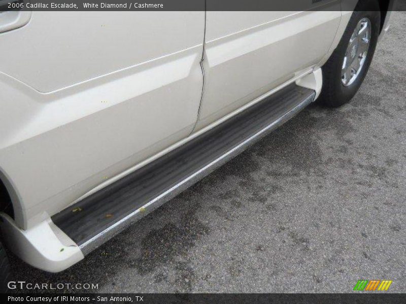 White Diamond / Cashmere 2006 Cadillac Escalade