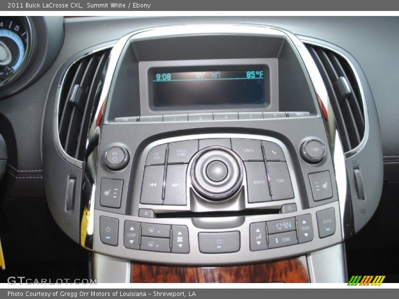 Summit White / Ebony 2011 Buick LaCrosse CXL