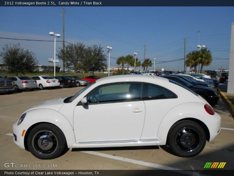Candy White / Titan Black 2012 Volkswagen Beetle 2.5L