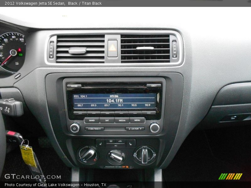 Black / Titan Black 2012 Volkswagen Jetta SE Sedan