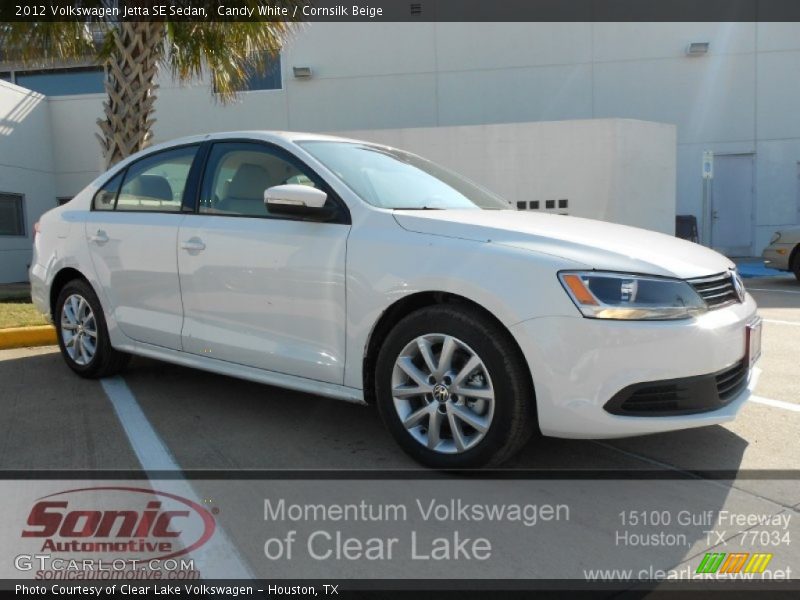 Candy White / Cornsilk Beige 2012 Volkswagen Jetta SE Sedan