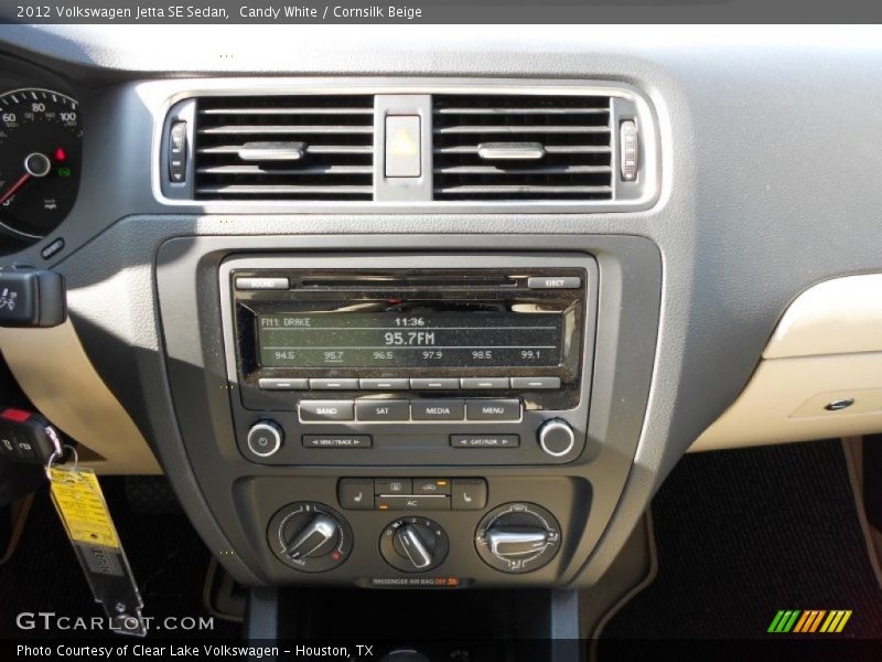 Candy White / Cornsilk Beige 2012 Volkswagen Jetta SE Sedan