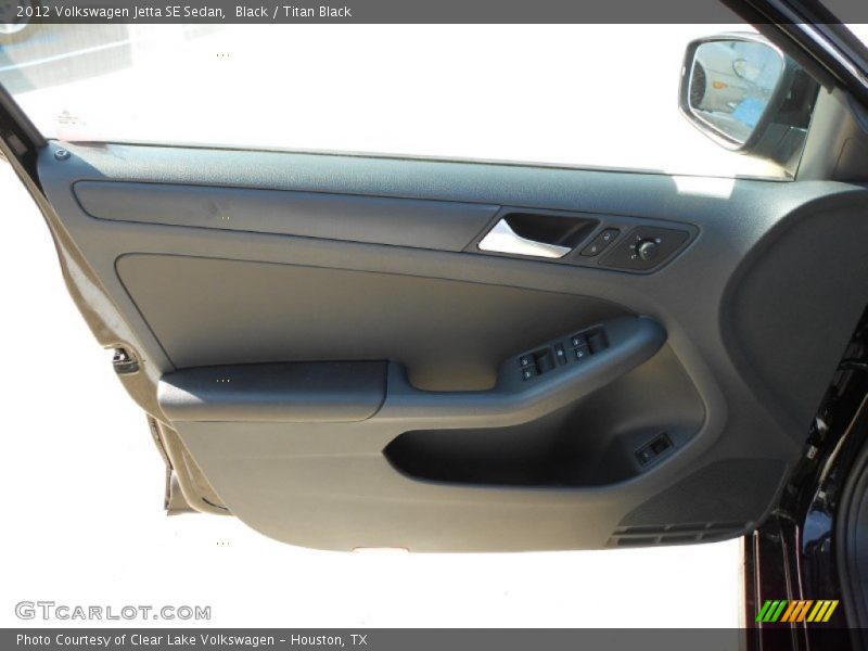 Black / Titan Black 2012 Volkswagen Jetta SE Sedan
