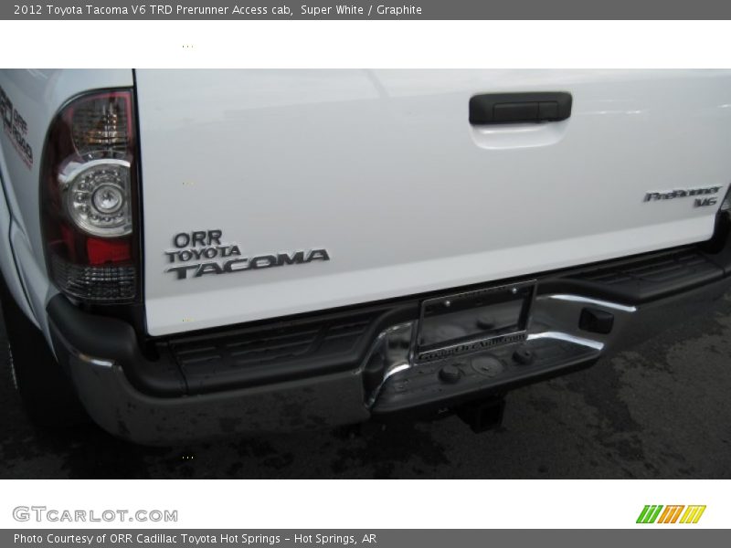 Super White / Graphite 2012 Toyota Tacoma V6 TRD Prerunner Access cab