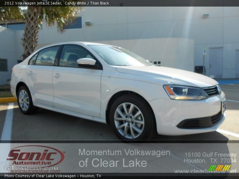 Candy White / Titan Black 2012 Volkswagen Jetta SE Sedan