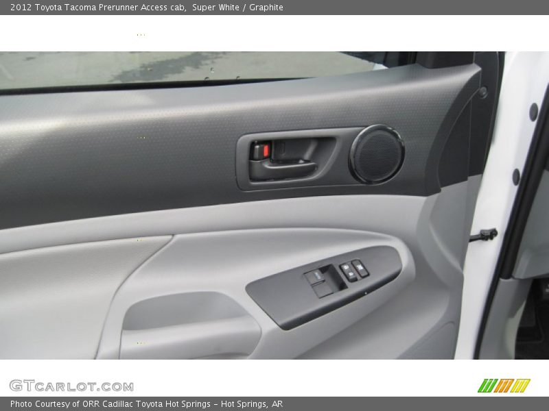 Super White / Graphite 2012 Toyota Tacoma Prerunner Access cab