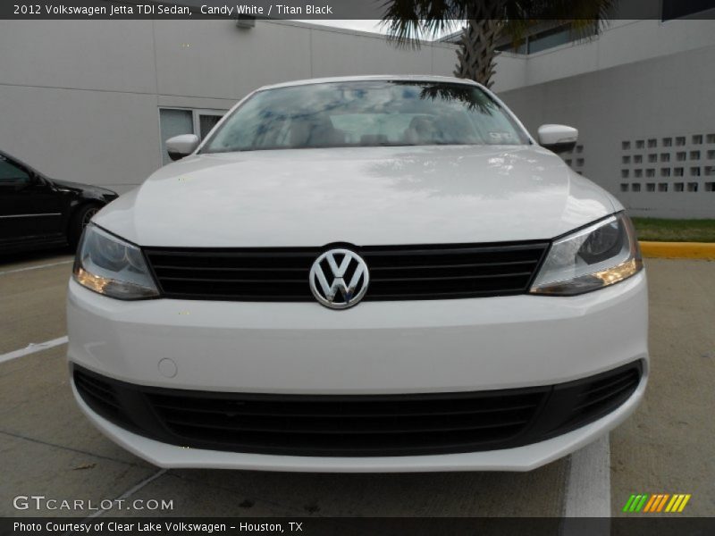 Candy White / Titan Black 2012 Volkswagen Jetta TDI Sedan